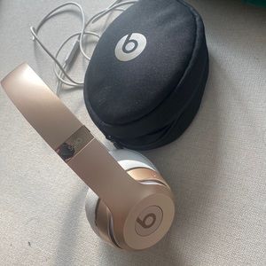 Wireless solo beats